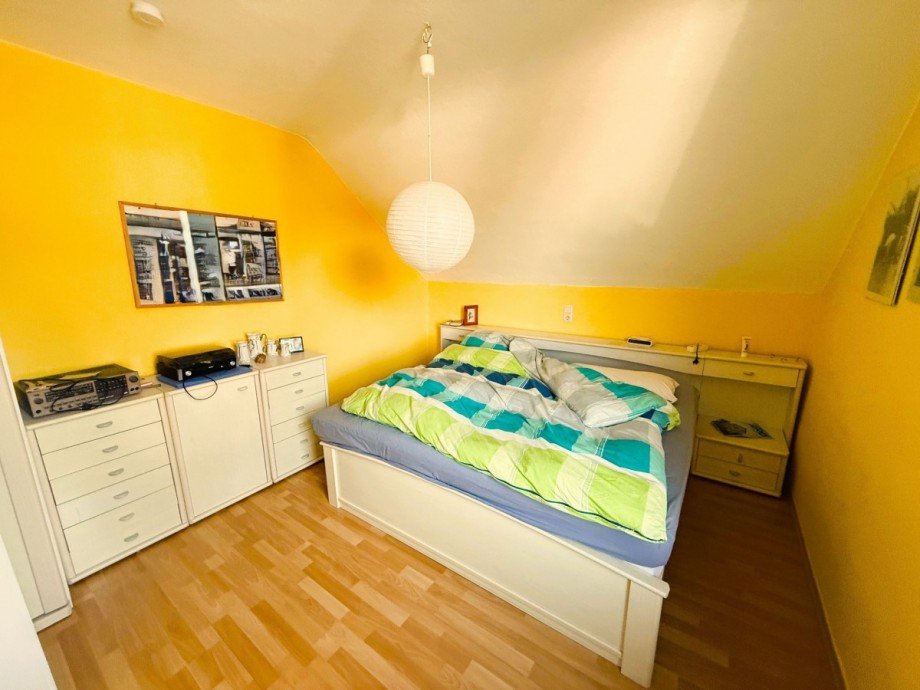 Schlafzimmer DG Mehrfamilienhaus Ilmenau