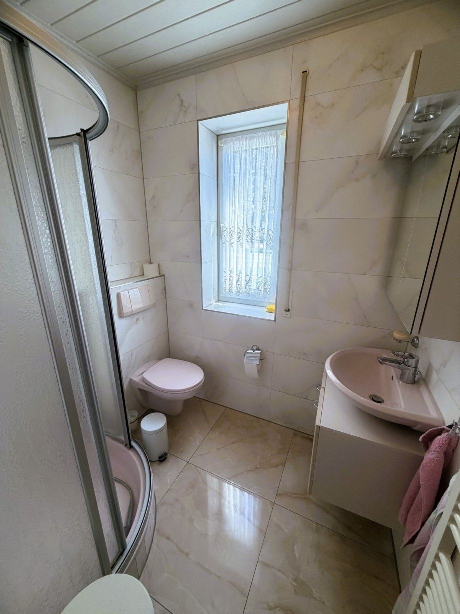 Modernes Badezimmer Einfamilienhaus Stadtilm