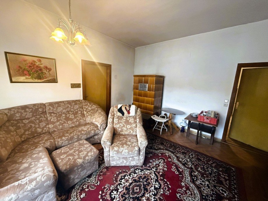 Gem�tliches Wohnzimmer Mehrfamilienhaus Gro�breitenbach