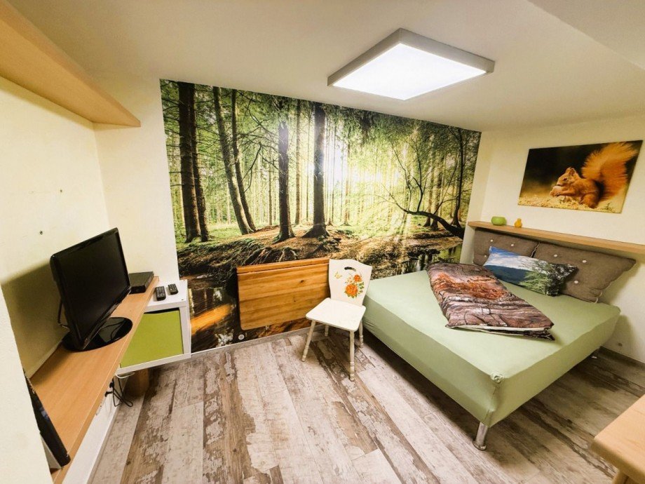 Gem�tliches Schlafzimmer Mehrfamilienhaus Neuhaus am Rennweg OT Limbach