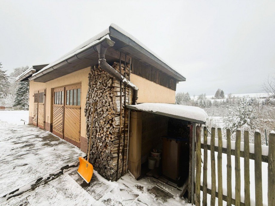 Garage Doppelhaush�lfte Viernau