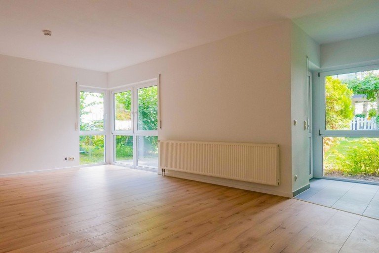 Helles Wohnzimmer mit Terrasse Ilmenau Erdgeschosswohnung Klein, fein & mit gro�er Terrasse - Wohngl�ck im Erdgeschoss