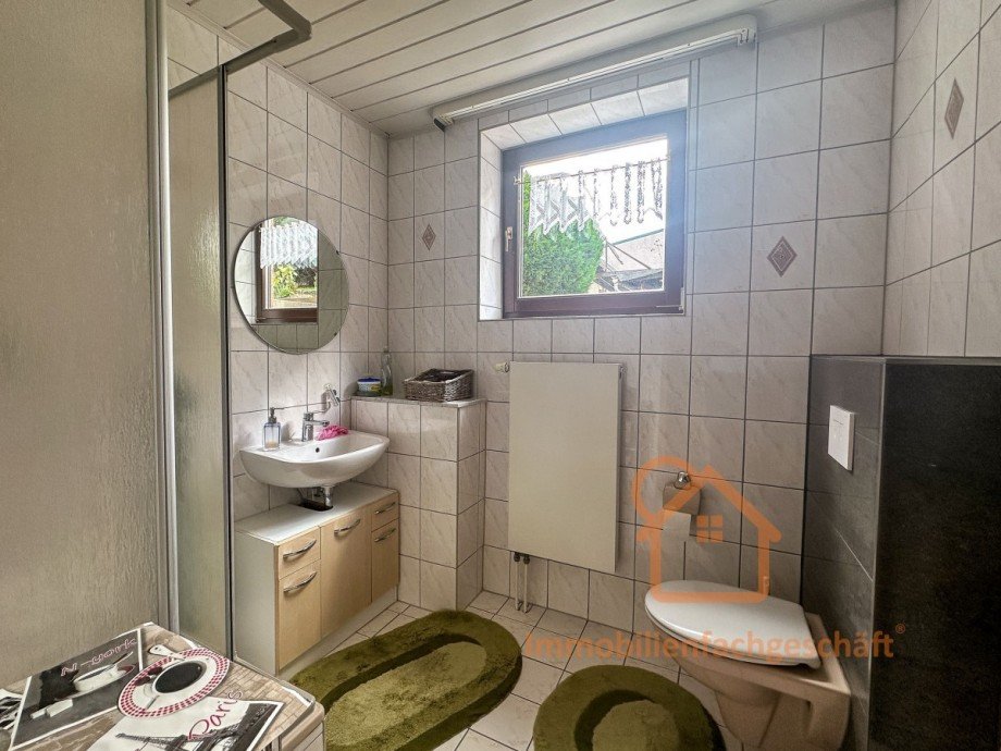 Bad im Keller Einfamilienhaus Elgersburg