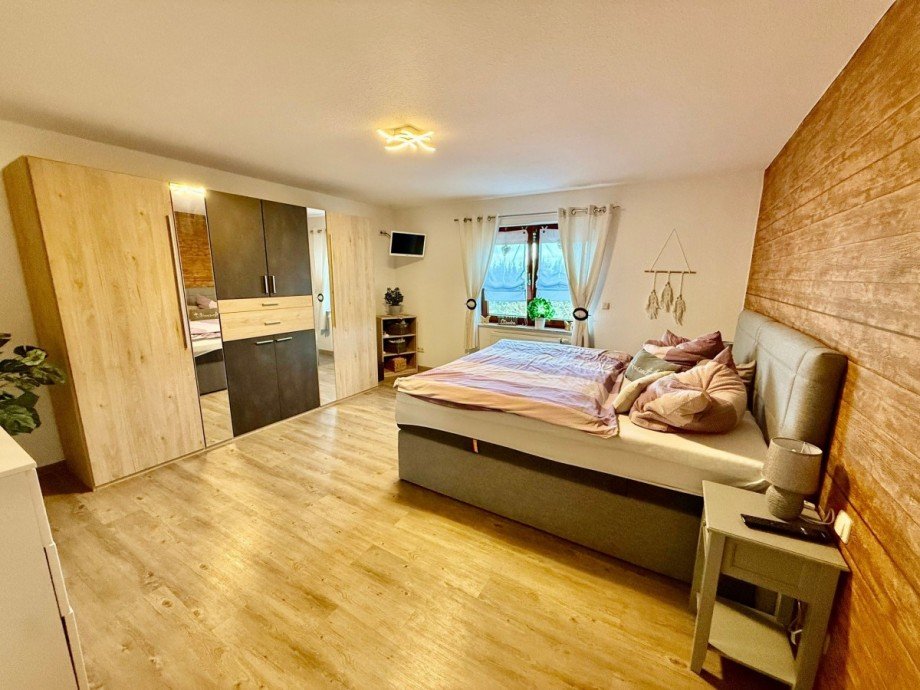 Schlafzimmer OG I Einfamilienhaus Ilmenau