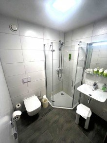 Modernes Badezimmer Die perfekte Pflegeimmobilie- barrierefreies Traumobjekt direkt am Rennsteig zu verkaufen!