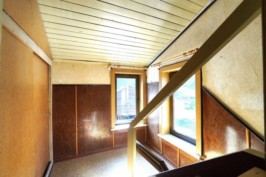 Heller Dachbodenraum Reihenendhaus Goldisthal