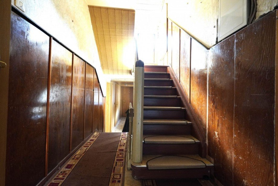 Treppenlift im Flur Reihenendhaus Goldisthal