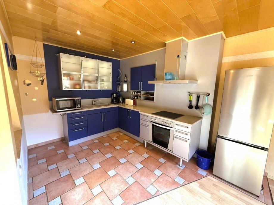 Moderne K�che mit Ger�ten Freizeitimmobilie Masserberg