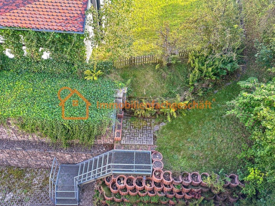 Aufgang zum Gemeinschaftsgarten Dachgeschosswohnung Ilmenau