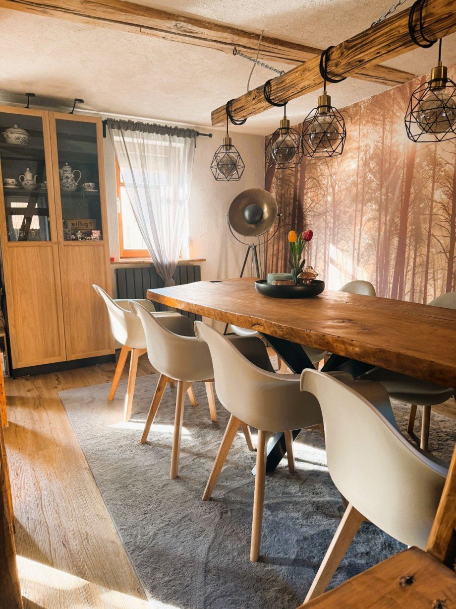 Esszimmer mit Holztisch Einfamilienhaus Ilmenau