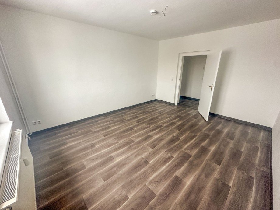 Schlafzimmer Wohnung Gro�breitenbach OT Neustadt am Rennsteig