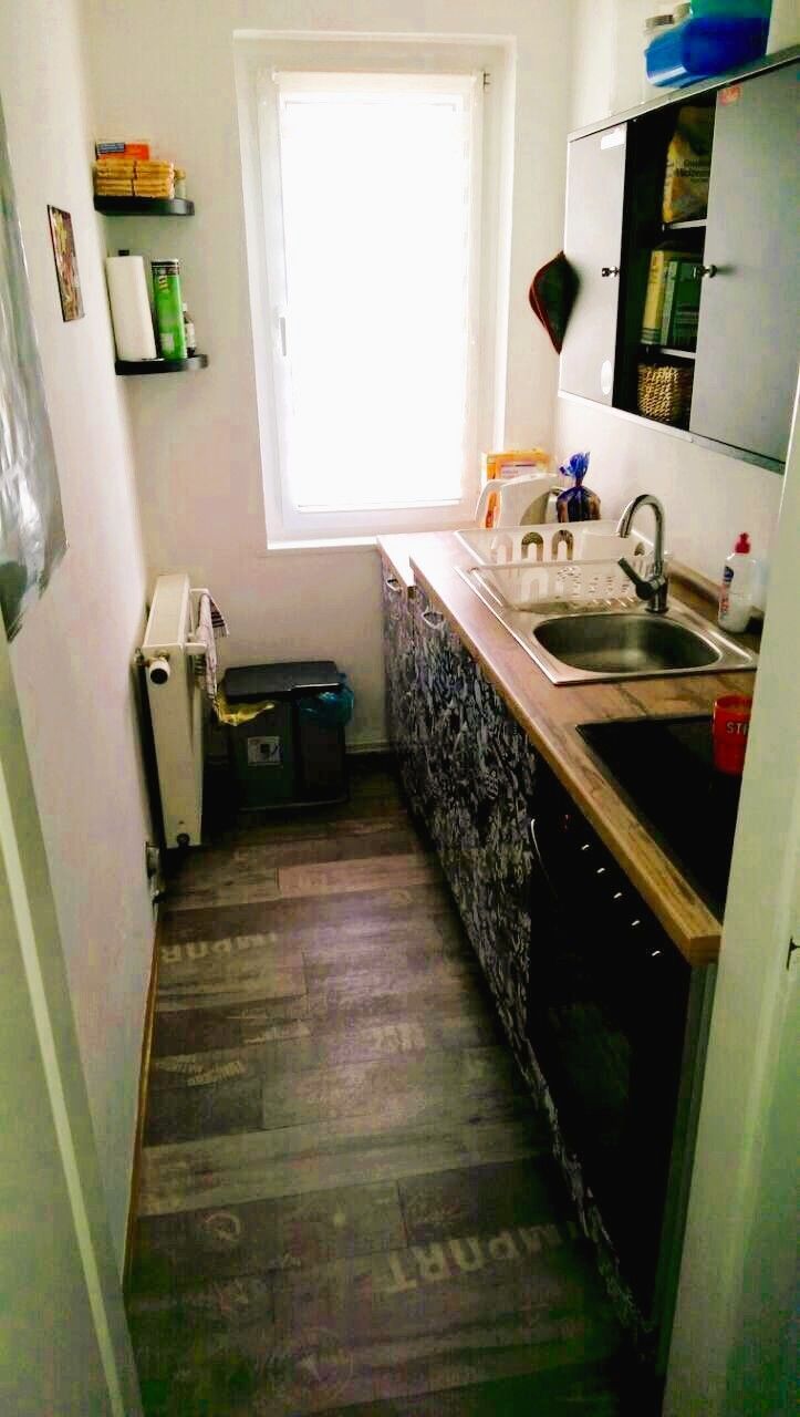 Schmale moderne K�che Mehrfamilienhaus Rudolstadt