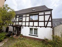 Hauptbild Historisches Wohnhaus mit Charakter und viel Potenzial in zentraler Ortslage von Manebach