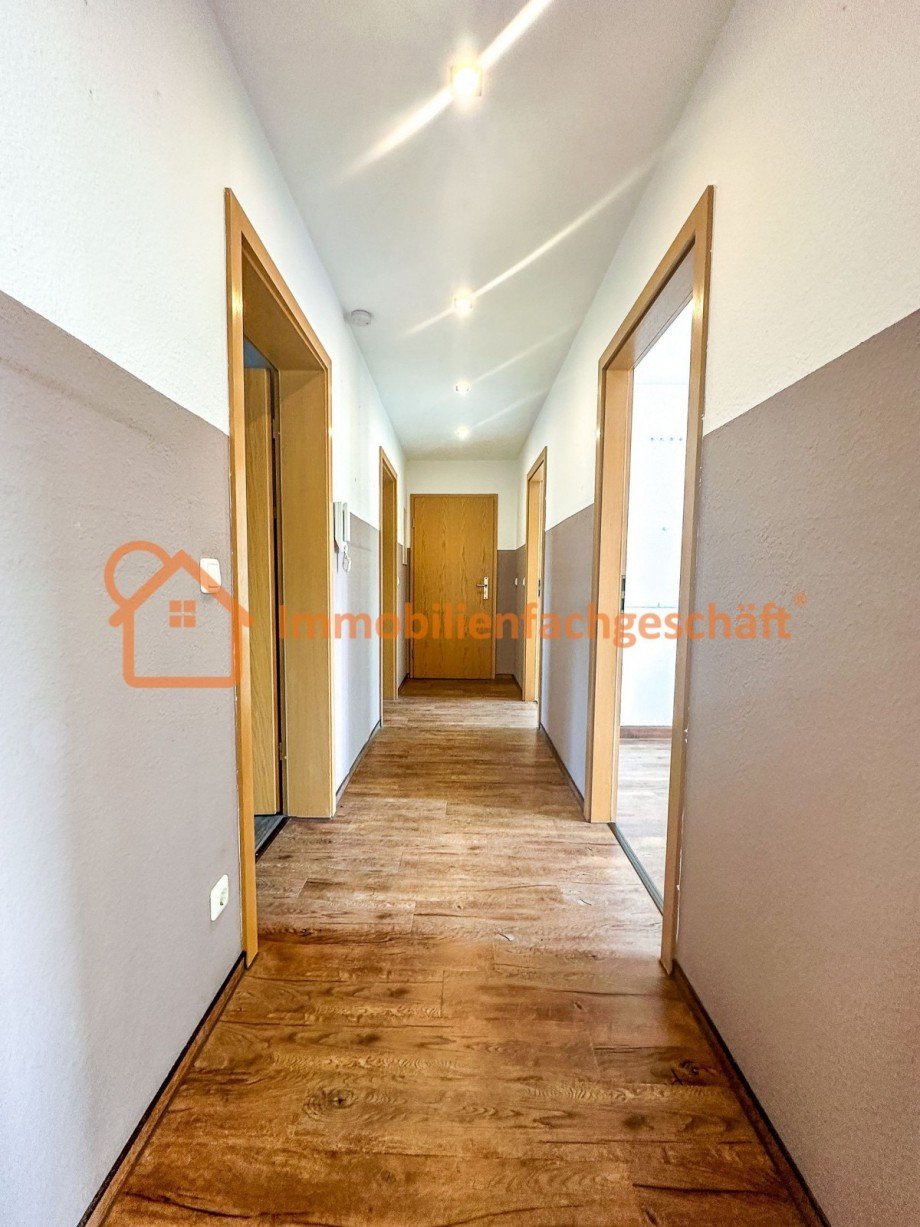 Wohnungsflur Dachgeschosswohnung Ilmenau