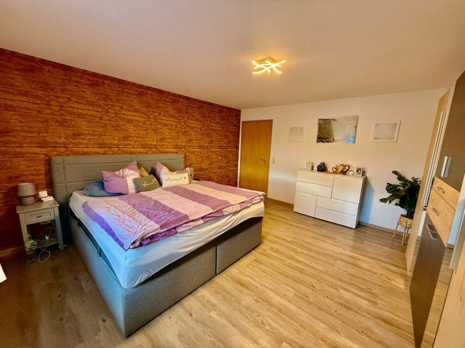 Schlafzimmer OG Einfamilienhaus Ilmenau