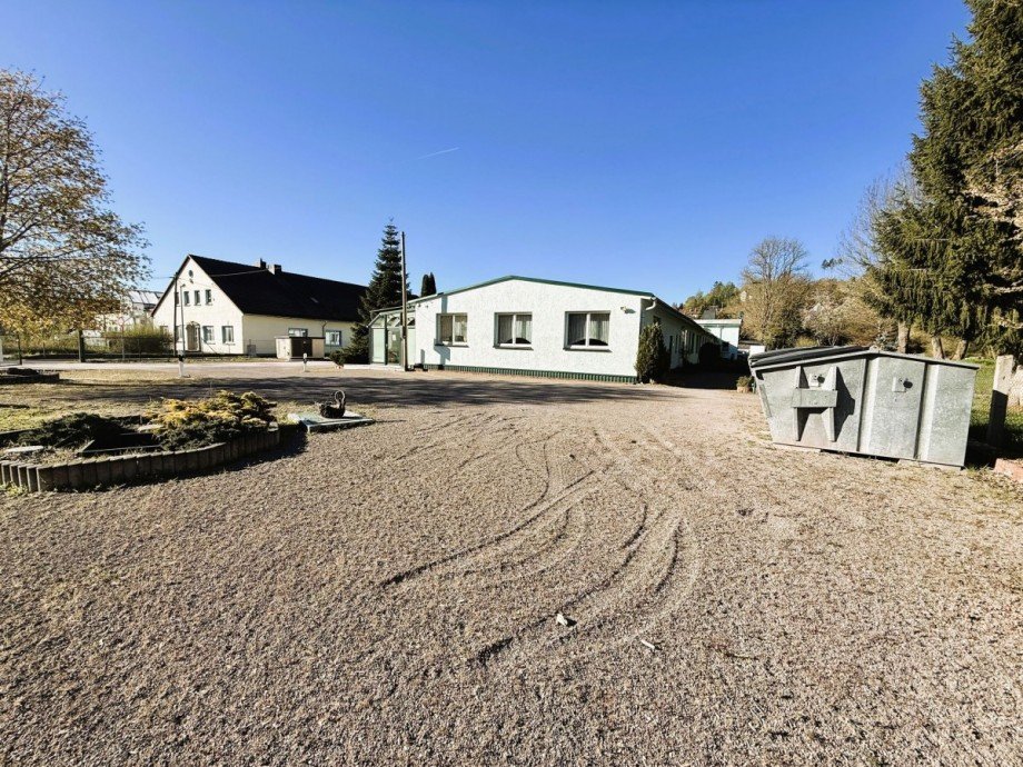 Haus mit gro�em Hof B�rohaus Ilmenau