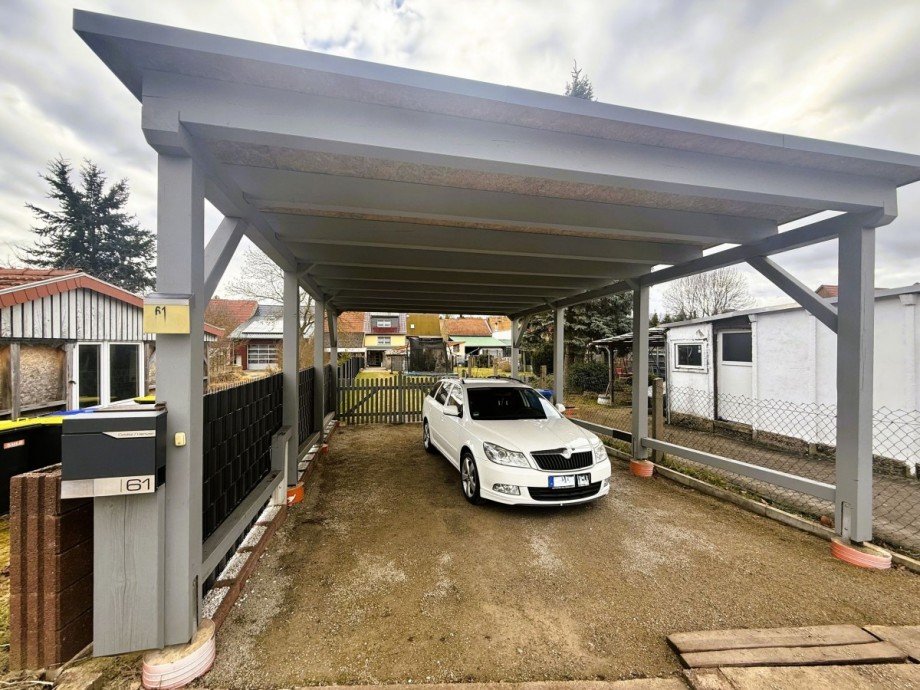 Carport Doppelhaush�lfte Ilmenau