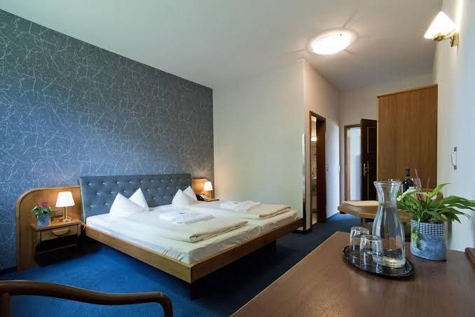 Modernes Hotelzimmer Gastronomie Neuhaus am Rennweg