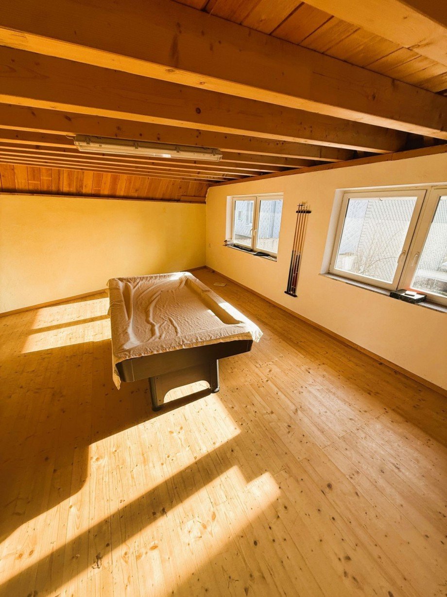 Billardzimmer im Nebengelass Mehrfamilienhaus Ilmenau