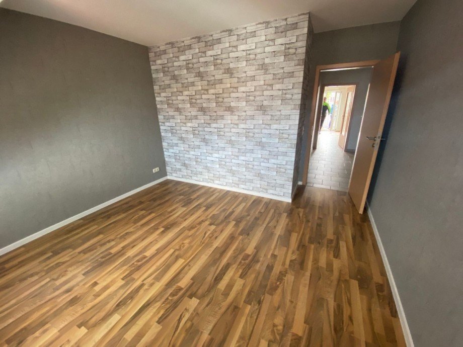 Kinderzimmer leer Dachgeschosswohnung Ilmenau