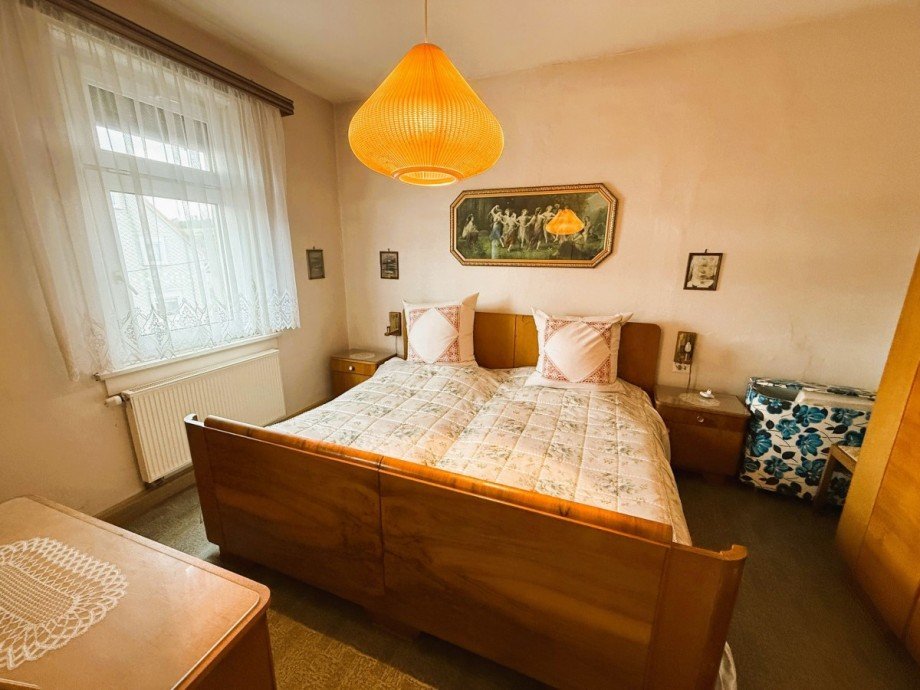 Gem�tliches Schlafzimmer Mehrfamilienhaus Ilmenau