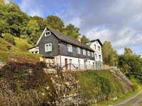 Hauptbild Alleinlage mit Weitblick? Großzügiges Gebäudeensemble in traumhafter Lage von Katzhütte