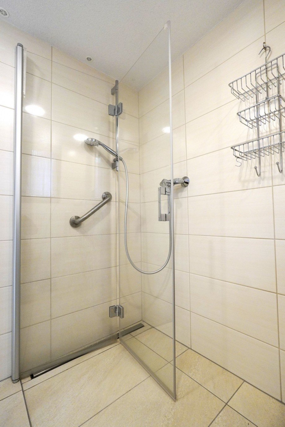 Moderne Duschkabine Reihenendhaus Goldisthal