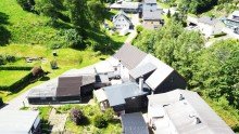 Luftaufnahme eines Dorfes gem�tliches Einfamilienhaus in idyllischer Lage mit gro�em Garten & Garagen zu verkaufen