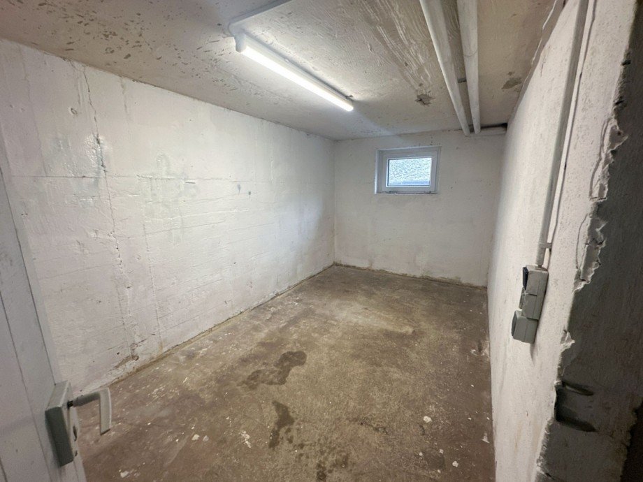 Kellerraum Wohnung Gro�breitenbach OT Neustadt am Rennsteig