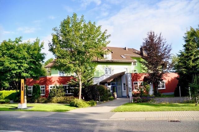 Au�enansicht Gastronomie Neuhaus am Rennweg