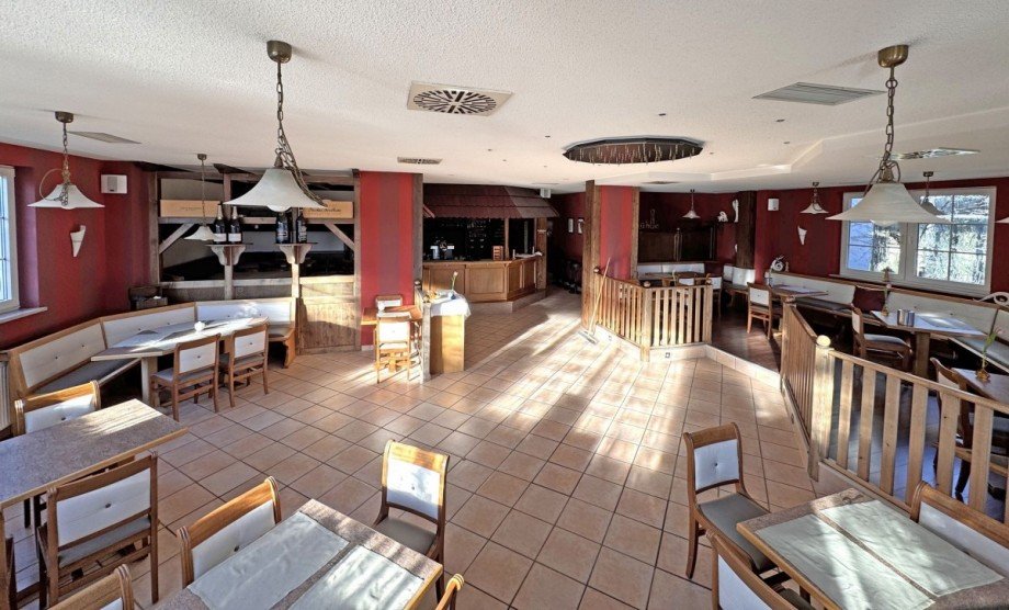 Ger�umiges Restaurantinterieur Gastronomie Neuhaus am Rennweg