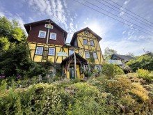 Gelbes Fachwerkhaus Historischer Charme trifft Landidylle-einzigartiges Anwesen mit 3 Wohneinheiten