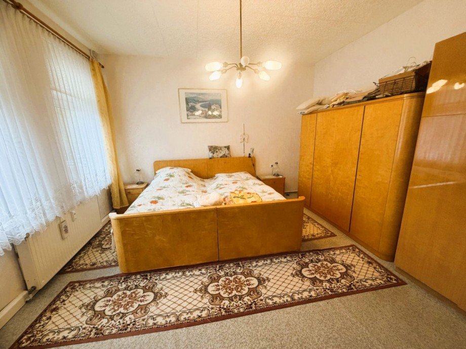 Gem�tliches Schlafzimmer Mehrfamilienhaus Ilmenau