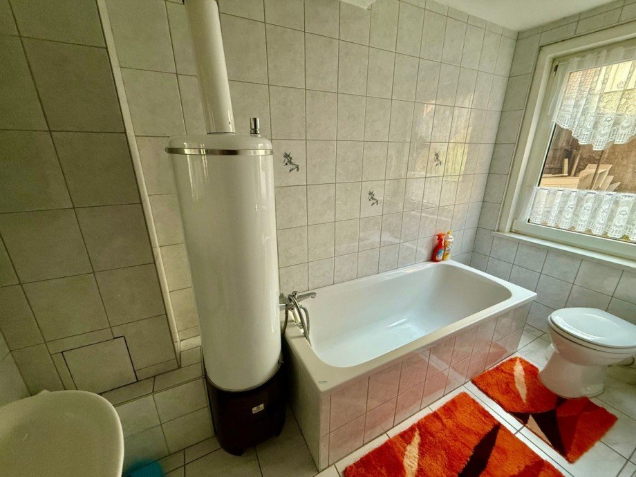 Badezimmer EG Einfamilienhaus Geratal
