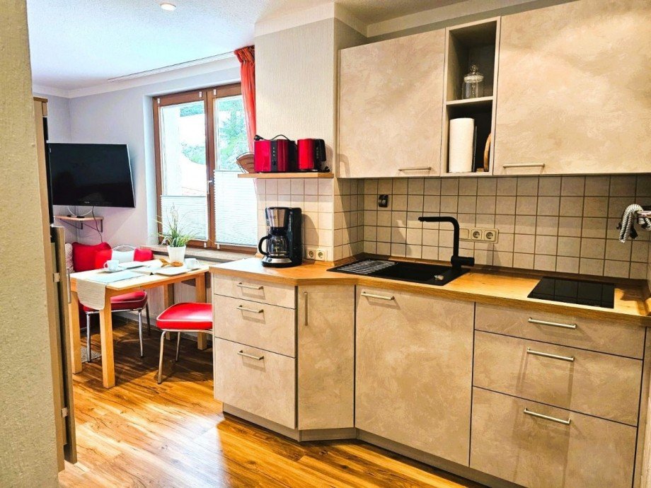 Moderne K�che mit Esstisch Freizeitimmobilie Masserberg