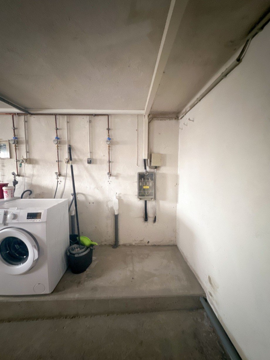 Waschmaschinenplatz im Keller Wohnung Gro�breitenbach OT Neustadt am Rennsteig