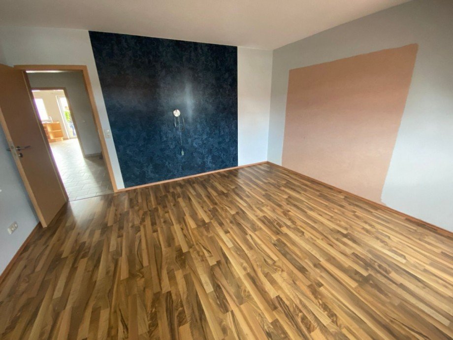 Schlafzimmer leer Dachgeschosswohnung Ilmenau