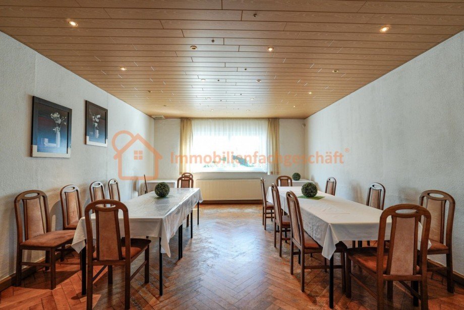 Gem�tlicher Gastraum Haus Neuhaus