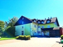 Gro�es Haus im Freien Traumimmobilie direkt am Rennsteig- Hotel & Gastonomie zur vielseitigen Nutzung zu verkaufen